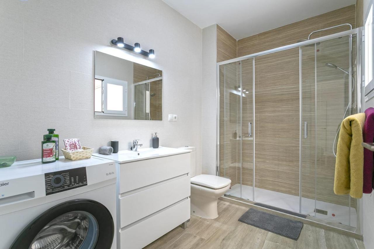 Precioso Apartamento Con Patio Málaga Exteriör bild